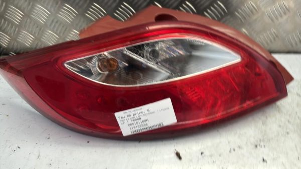 Feu arriere principal gauche (feux) MAZDA 2 2 PHASE 1 Essence image 4