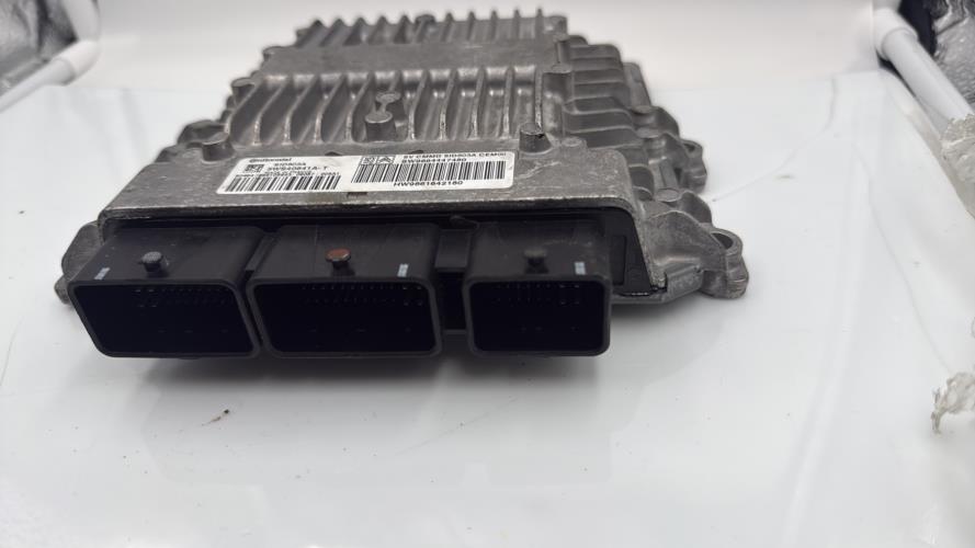 Calculateur moteur PEUGEOT 407 PHASE 1 Diesel image 4