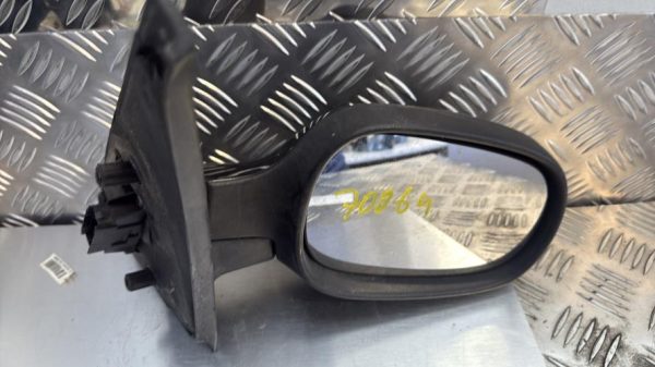 Retroviseur droit RENAULT CLIO 2 PHASE 2 Essence image 2