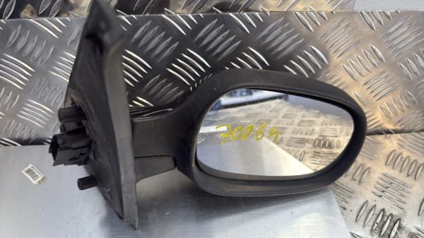 Retroviseur droit RENAULT CLIO 2 PHASE 2 Essence image 3