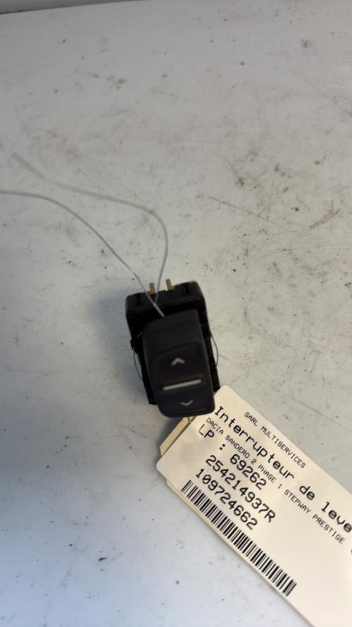 Interrupteur de leve vitre DACIA SANDERO 2 PHASE 1 Essence image 1
