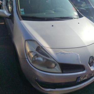 Pare choc avant RENAULT CLIO 3 PHASE 1 Diesel image 1