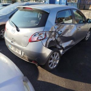 Pare choc avant MAZDA 2 2 PHASE 1 Essence image 1