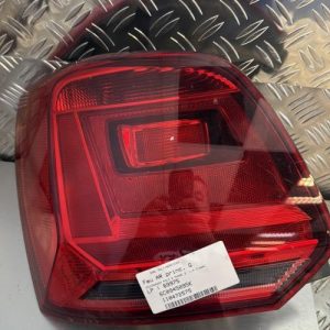 Feu arriere principal gauche (feux) VOLKSWAGEN POLO 5 PHASE 2 Diesel - Image 1
