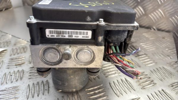 Bloc ABS (freins anti-blocage) CITROEN C4 GRAND PICASSO 1 Diesel - Image 3
