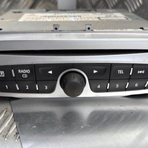 Autoradio d'origine RENAULT MEGANE 3 PHASE 1 Diesel - Image 1