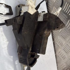 Serrure avant droit PEUGEOT 407 PHASE 1 Diesel - Image 1