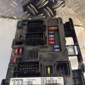 Boitier servitude moteur (BSM) PEUGEOT PARTNER 1 PHASE 2 Diesel - Image 1