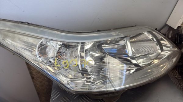 Optique avant principal droit (feux)(phare) CITROEN C4 1 PHASE 2 Diesel - Image 3