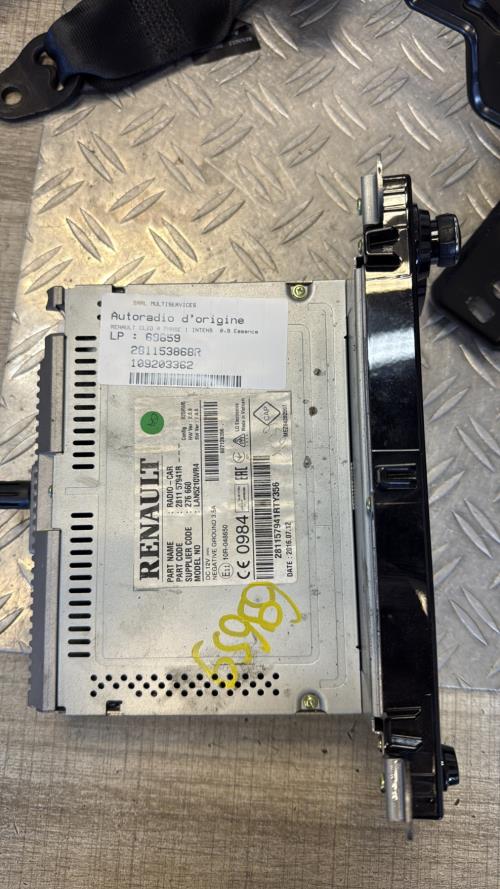 Autoradio d'origine RENAULT CLIO 4 PHASE 1 Essence - Image 3