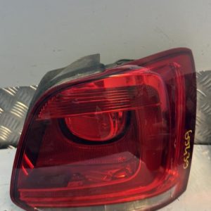 Feu arriere principal droit (feux) VOLKSWAGEN POLO 5 PHASE 1 Diesel - Image 1