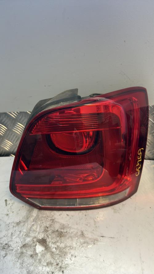 Feu arriere principal droit (feux) VOLKSWAGEN POLO 5 PHASE 1 Diesel - Image 3