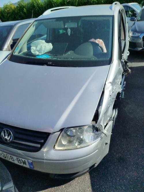 Feu arriere principal droit (feux) VOLKSWAGEN TOURAN 1 PHASE 1 Diesel - Image 7