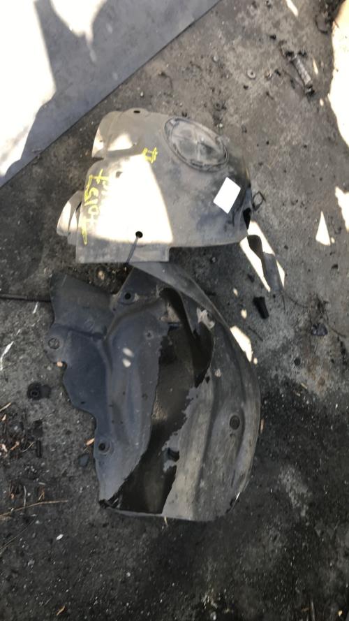 Pare boue avant gauche RENAULT MEGANE 2 PHASE 2 Essence - Image 2