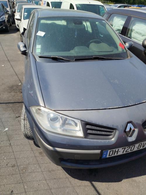 Pare boue avant gauche RENAULT MEGANE 2 PHASE 2 Essence - Image 6