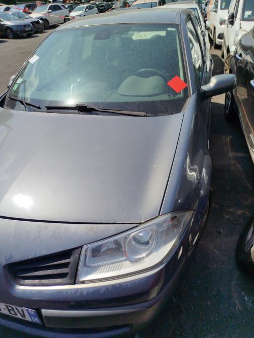 Pare boue avant gauche RENAULT MEGANE 2 PHASE 2 Essence - Image 8