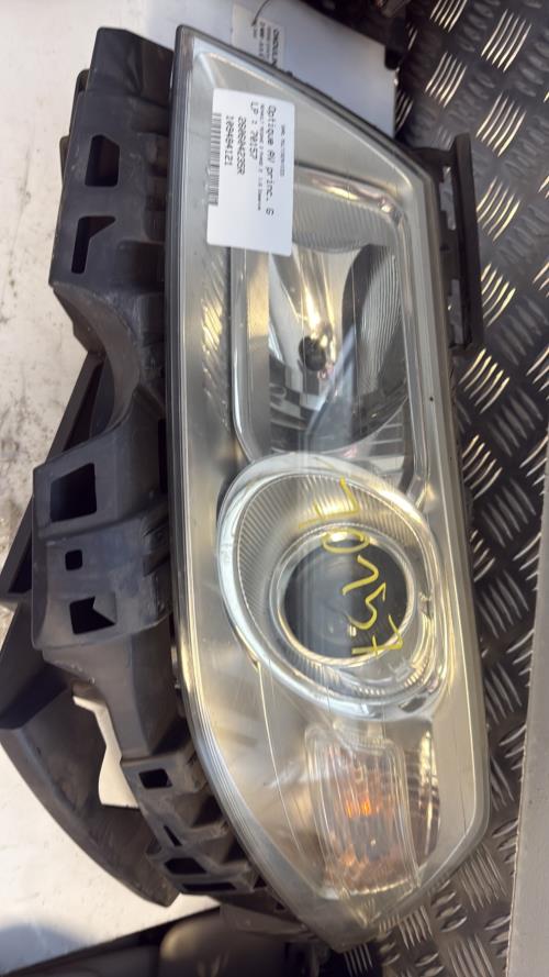 Optique avant principal gauche (feux)(phare) RENAULT MEGANE 2 PHASE 2 Essence - Image 1