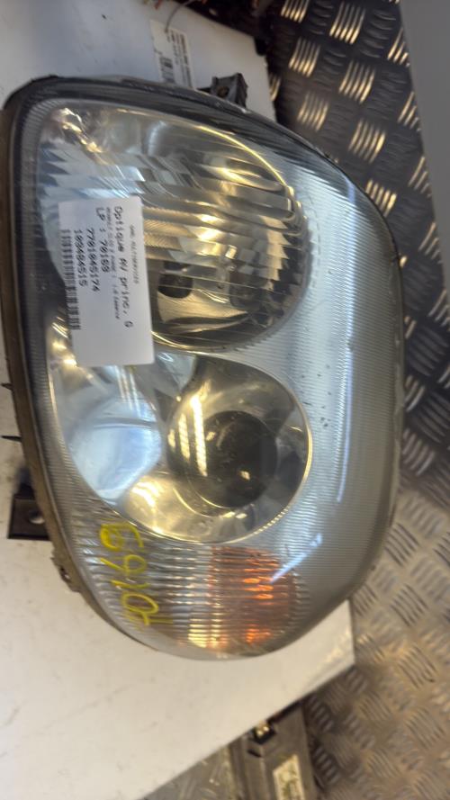 Optique avant principal gauche (feux)(phare) RENAULT CLIO 2 PHASE 1 Essence - Image 1