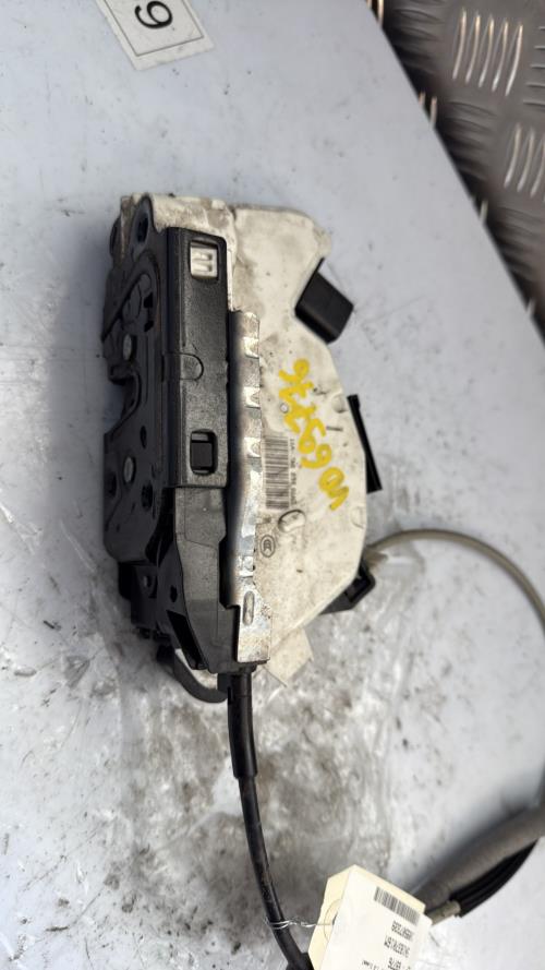 Serrure avant droit SEAT IBIZA 4 PHASE 2 Diesel - Image 2