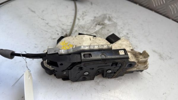 Serrure avant gauche SEAT IBIZA 4 PHASE 2 Diesel - Image 2