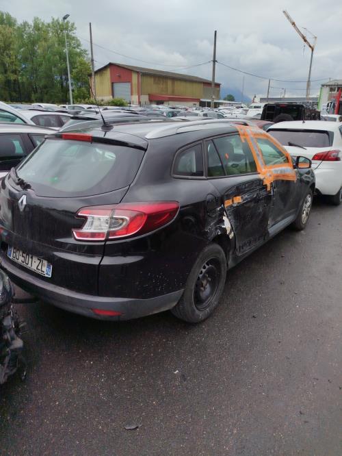 Feu arriere principal gauche (feux) RENAULT MEGANE 3 PHASE 1 BREAK Diesel - Image 8
