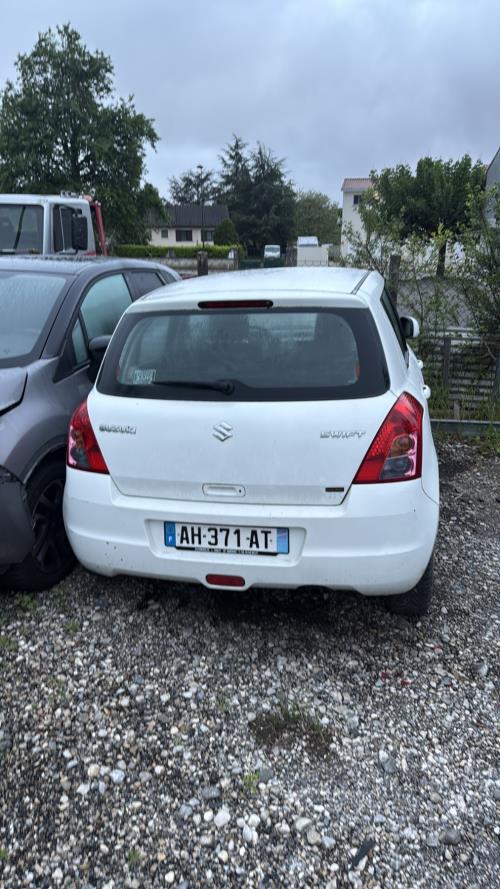 Bloc ABS (freins anti-blocage) SUZUKI SWIFT 3 Essence - Image 4