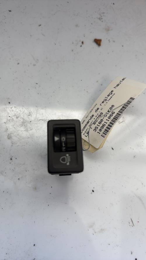 Commande de reglage hauteur de phare SUZUKI SWIFT 3 Essence - Image 4