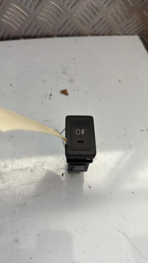Bouton/Interrupteur SUZUKI SWIFT 3 Essence - Image 2