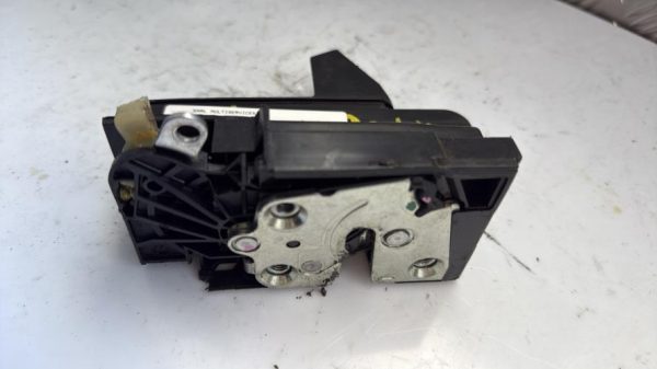Serrure avant gauche DACIA LOGAN MCV 2 PHASE 2 BREAK Essence - Image 1