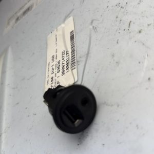 Prise port USB PEUGEOT 208 1 PHASE 1 Essence - Image 1
