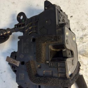 Serrure avant gauche RENAULT CLIO 4 PHASE 1 Diesel - Image 1