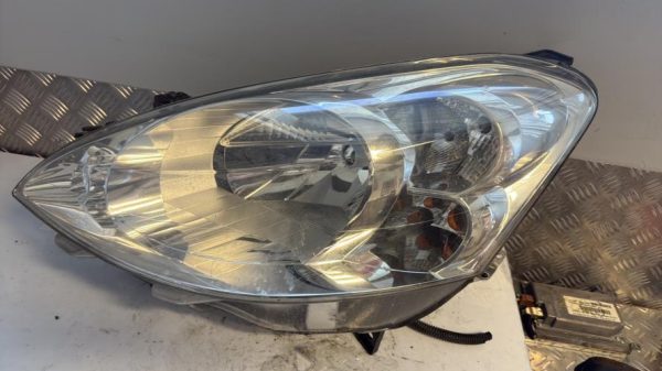 Optique avant principal gauche (feux)(phare) PEUGEOT PARTNER 2 PHASE 1 Diesel - Image 2