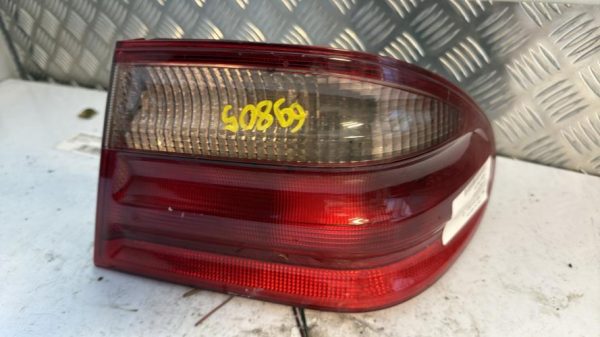 Feu arriere principal droit (feux) MERCEDES CLASSE E 210 PHASE 2 Diesel - Image 2