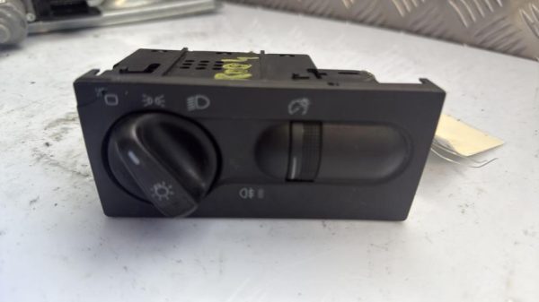 Commande de phare VOLKSWAGEN GOLF 3 Diesel - Image 1