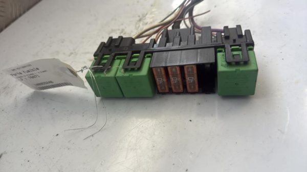 Porte fusible CITROEN C4 PICASSO 1 Diesel - Image 3