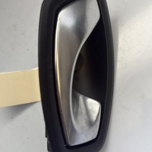 Poignee interieur arriere droit RENAULT CLIO 4 PHASE 1 Diesel - Image 1