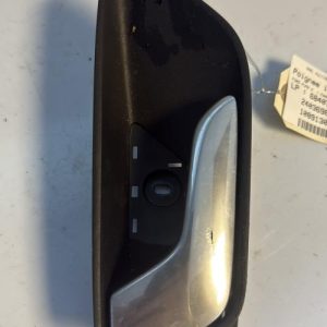 Poignee interieur avant gauche FORD PUMA 2 Essence/Hybride - Image 1