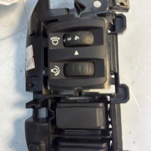 Commande de reglage hauteur de phare RENAULT CLIO 4 PHASE 1 Diesel - Image 1