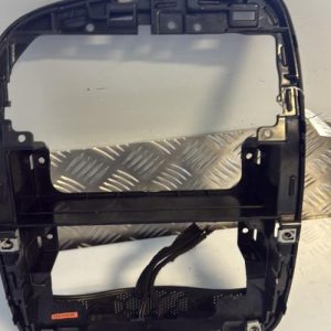 Facade autoradio RENAULT CLIO 4 PHASE 1 Diesel - Image 1