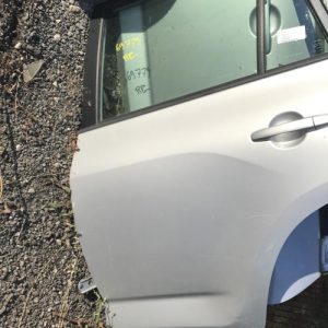 Porte arriere gauche TOYOTA RAV4 3 PHASE 1 Diesel - Image 1
