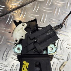 Actionneur serrure coffre VOLKSWAGEN PASSAT 5 Diesel - Image 1