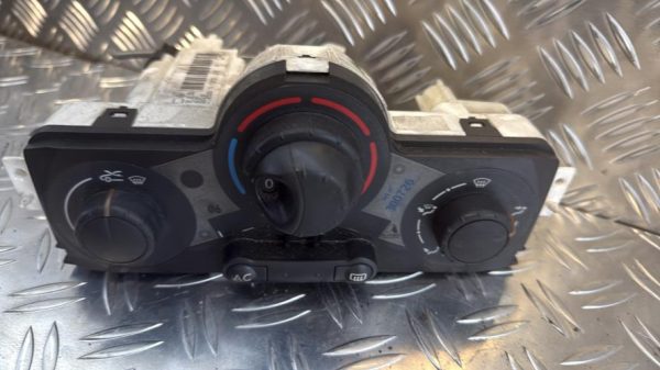 Commande chauffage RENAULT SCENIC 2 PHASE 1 Diesel - Image 1