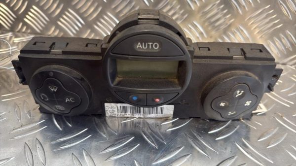 Commande chauffage RENAULT MEGANE 2 PHASE 2 BREAK Diesel - Image 2