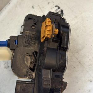 Serrure avant droit OPEL ASTRA J PHASE 2 Essence - Image 1