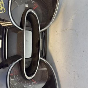 Compteur RENAULT CLIO 4 PHASE 2 Essence - Image 1