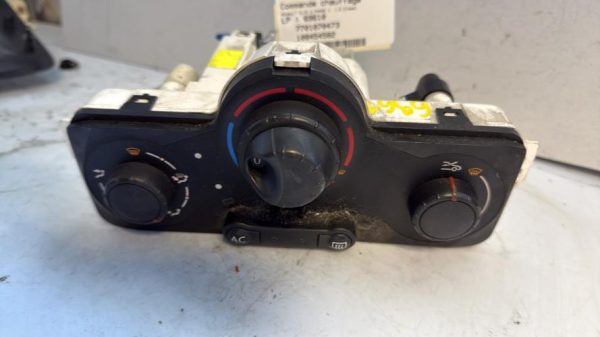 Commande chauffage RENAULT CLIO 3 PHASE 1 Diesel - Image 2