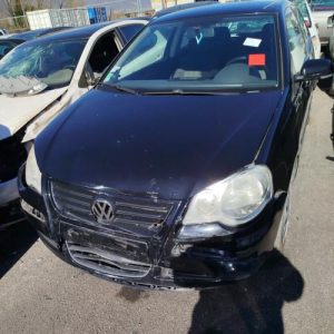 Pare boue avant droit VOLKSWAGEN POLO 4 PHASE 2 Diesel - Image 1