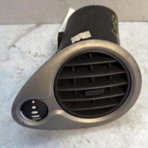 Aerateur tableau de bord avant droit RENAULT CLIO 3 PHASE 2 Diesel - Image 1