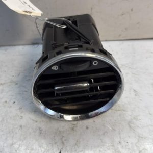 Aerateur tableau de bord PEUGEOT 308 1 PHASE 1 Diesel - Image 1