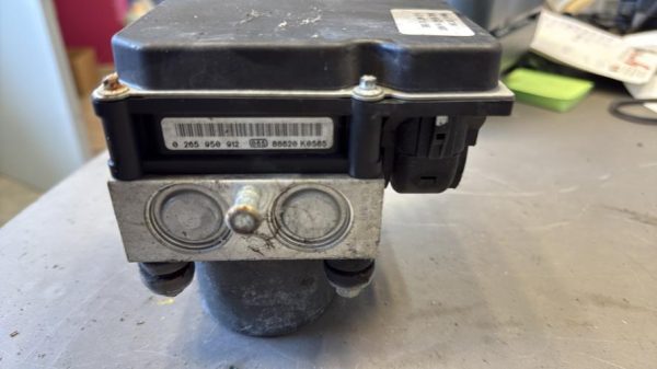 Bloc ABS (freins anti-blocage) ALFA ROMEO MITO PHASE 1 Essence - Image 3
